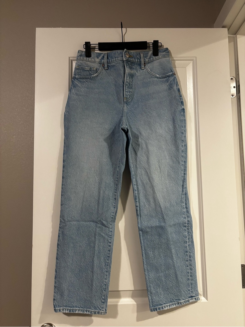 Express Straight Women’s Jeans in Light Blue Denim